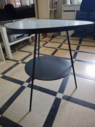 Mesita auxiliar Ikea cristal y metal