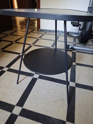 Mesita auxiliar Ikea cristal y metal
