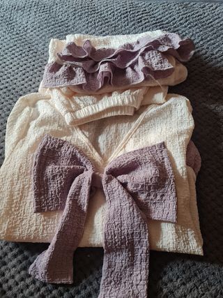 Pijama corto blanco y lila