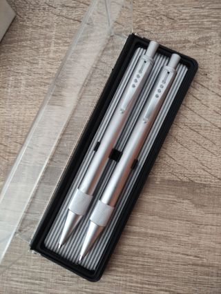 Set de 2 bolígrafos plateados