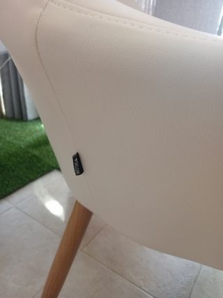 Sillones Sklum blancos madera