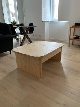 Mesa de centro de madera