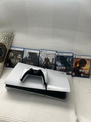 Consola PS5 + 5 Juegos