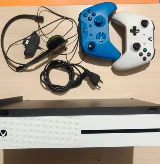 Xbox One S bianca