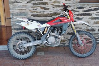 Husqvarna TC 450 MATRICULADA CON ITV VENDO/CAMBIO