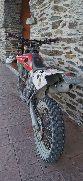 Husqvarna TC 450 MATRICULADA CON ITV VENDO/CAMBIO