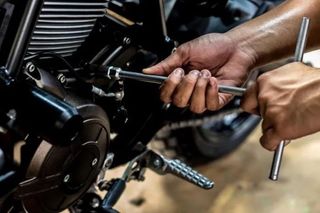 Mantenimiento de motos y pequeñas reparaciones