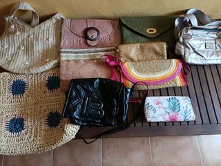 Lote 10 bolsos y carteras