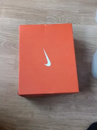Botas de fútbol Nike Talla 37.5