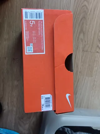 Botas de fútbol Nike Talla 37.5