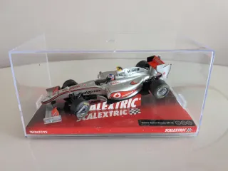 Scalextric Vodafone McLaren Mercedes MP4-28