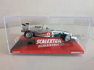 Scalextric Vodafone McLaren Mercedes MP4-28