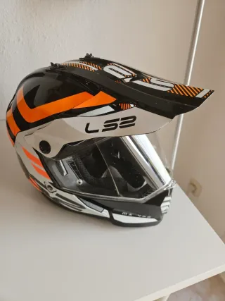 Casco LS2 Pioneer Evo