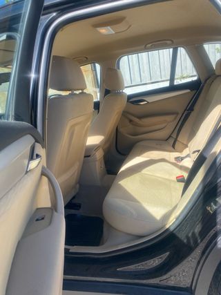 BMW X1 2011