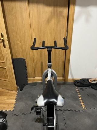 Bicicleta estática DKN Utility 61