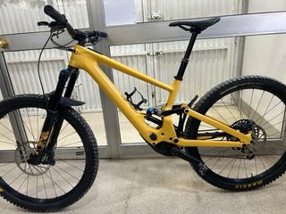 Bicicleta Eléctrica Specialized 1900km