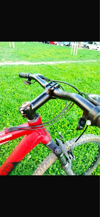 Bicicleta  roja