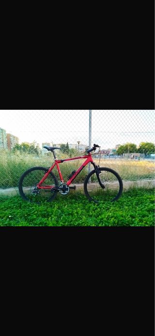 Bicicleta  roja