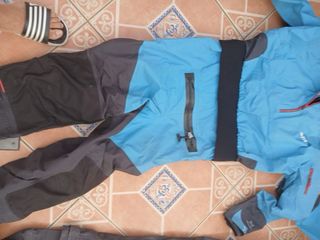 Traje de navegación GILL Talla xl precio por udun