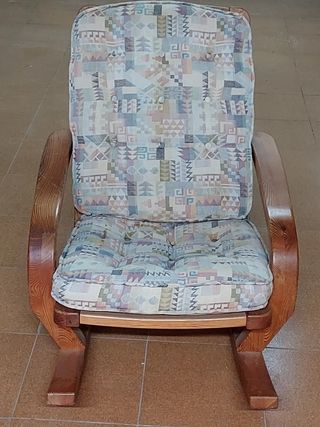Sillón balancín madera maciza