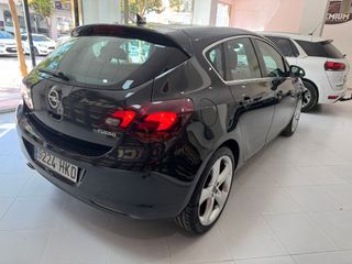 ¡¡95.000KM !!Opel Astra 2012