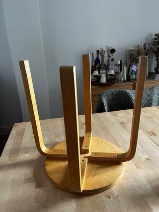2 sgabelli in legno vintage IKEA FROSTA 30€ ciascuno