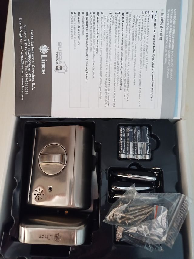 Cerradura electrónica Supra-Tronik con mando