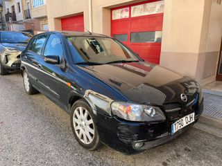 Nissan Almera 1999