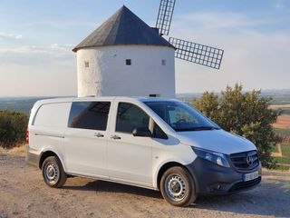 Mercedes-Benz Vito 2022 114cdi larga mixta