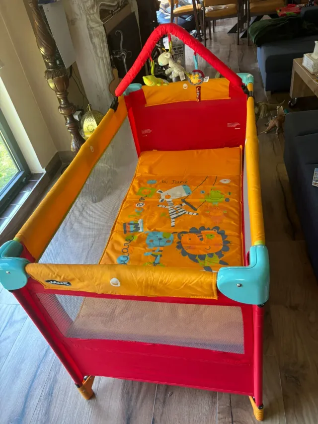 Cuna de viaje Jané portátil con colchón adicional