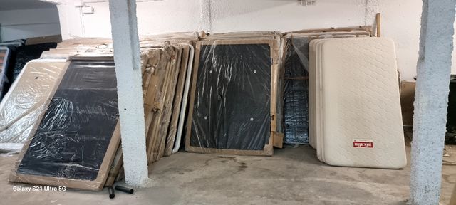 Colchones y bases tapizadas de hoteles