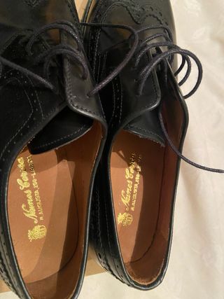 Zapatos de vestir negros de piel talla 42
