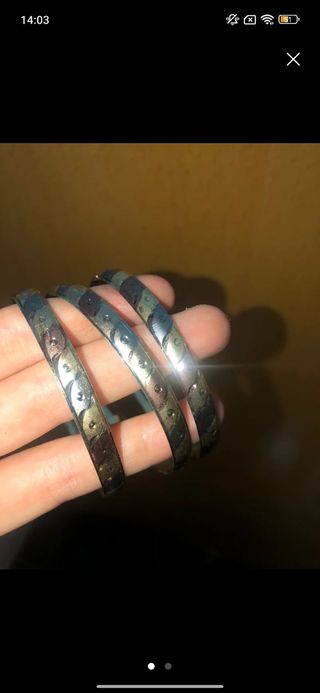 Conjunto de 3 pulseras doradas y plateadas