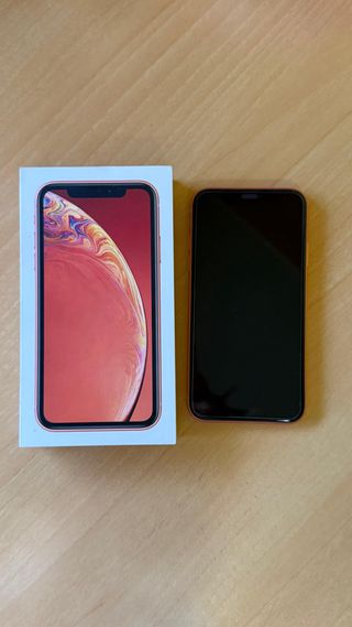 iPhone XR 128 GB corallo