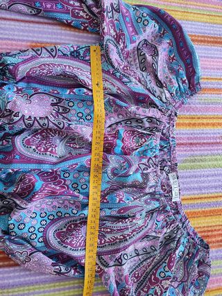 Top corto stampato manica a campana