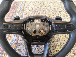 Volante Cupra Gris con Levas