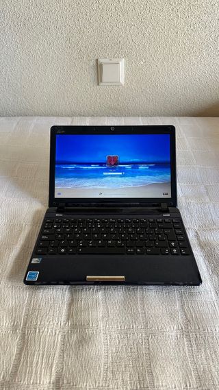 Asus: Eee PC 1201HA