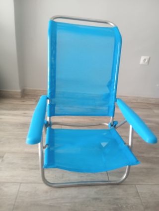 Silla de playa azul plegable