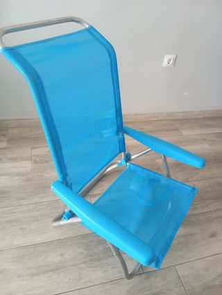 Silla de playa azul plegable