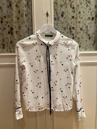 Blusa Bershka Corazones