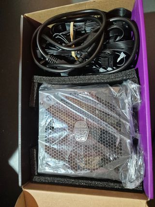 Fuente Alimentación Cooler Master V750 Gold