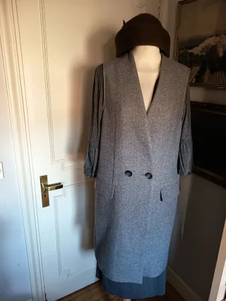 Chaleco Zara Gris