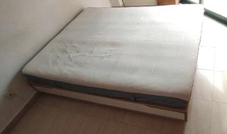 Cama doble Ikea Mandal madera