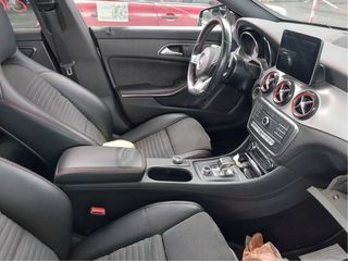 Asientos Mercedes CLA AMG W117 tienen quemaduras 
