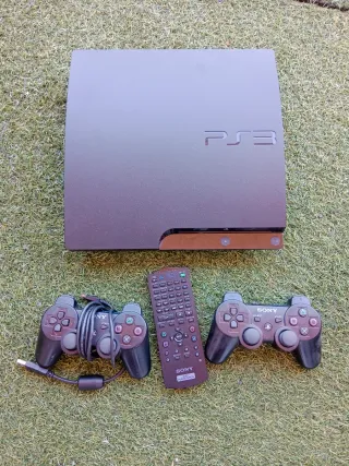 Consola PS3 Negra con 2 Mandos y Mando a Distancia