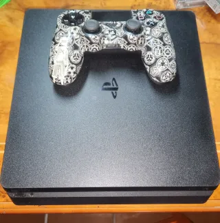 PS4 Slim 1TB Versión 9.00