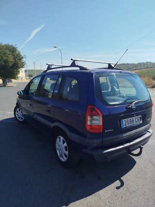 Opel Zafira 2004