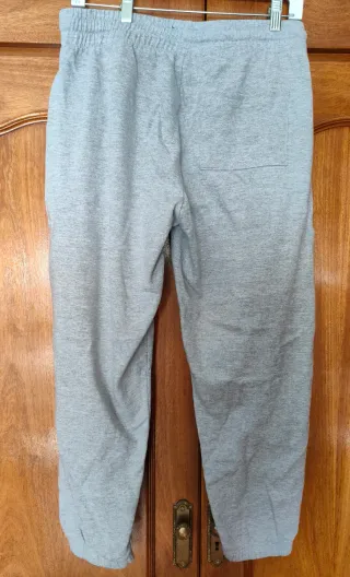 Pantalón de chándal gris