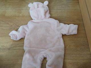 Buzo para bebé rosa con capucha. 0-1 mes