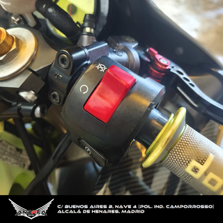 YAMAHA YZF R6 2006 €60/MES S/E